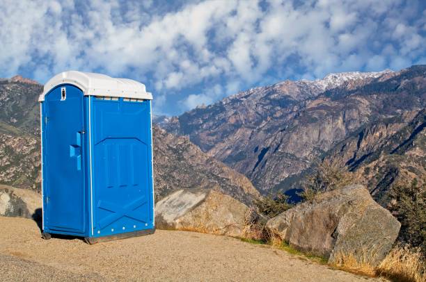 Portable Toilet Options We Offer in Bridgeport, OH